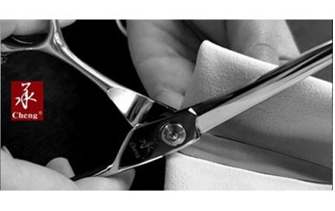 How to Maintain Your Hair Scissors？