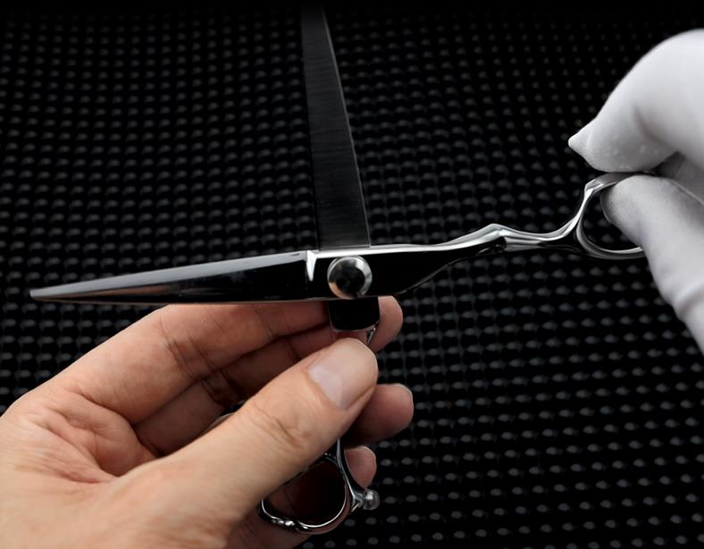 HOW TO GET PERFECT TENSION FOR YOUR SCISSORS?