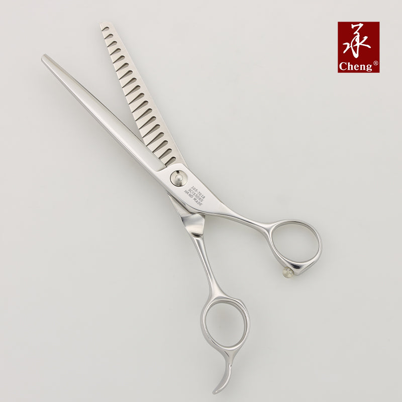 105-7018 7.0inch 18T Chunker Pet Grooming Shears Japanese 440C Steel about=45%